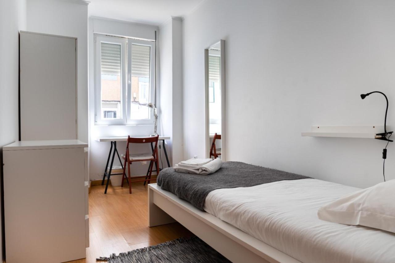 Entrecampos - Family Apartment With Terrace Lissabon Exterior foto